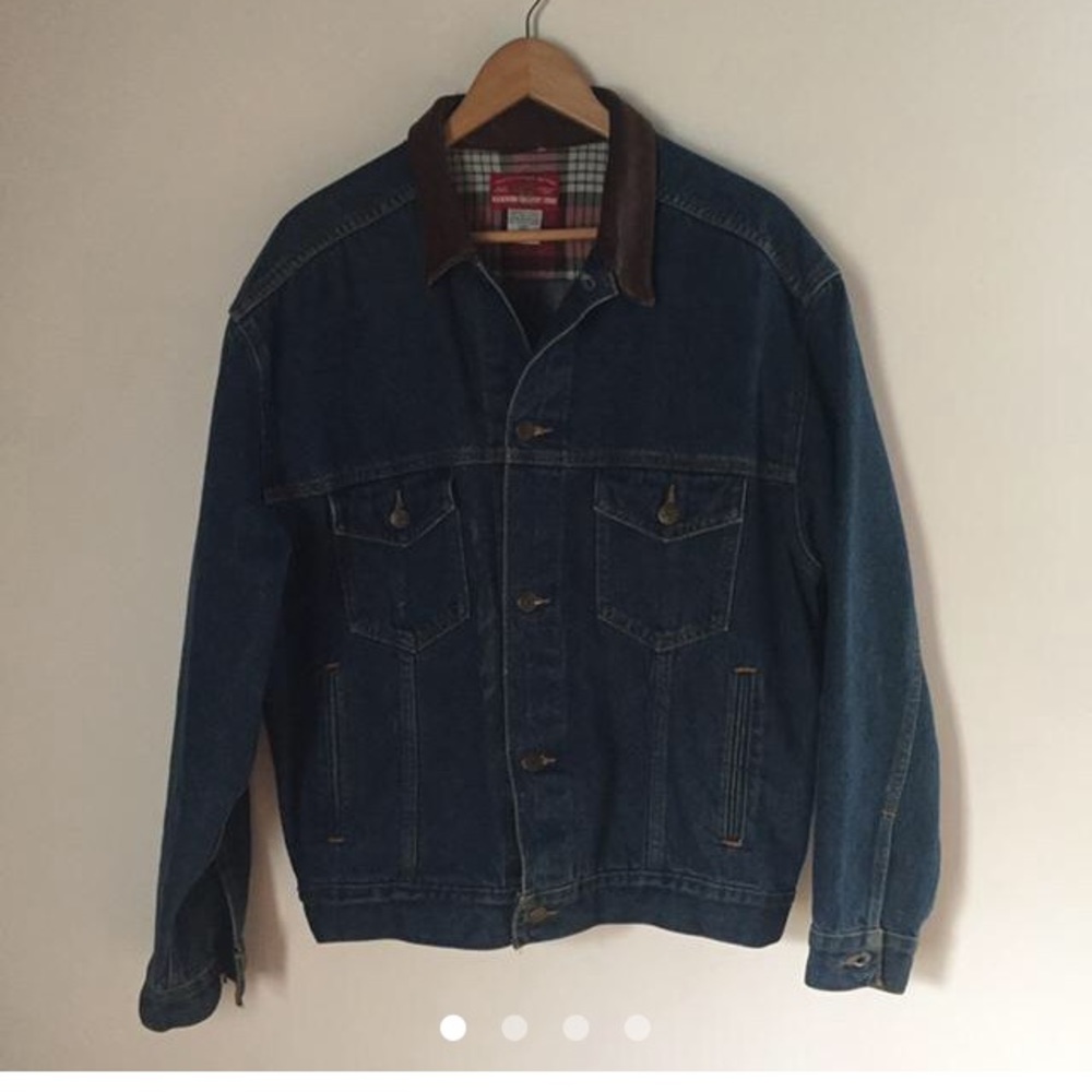 Vintage Marlboro Country Store trucker denim jacket with leather collar